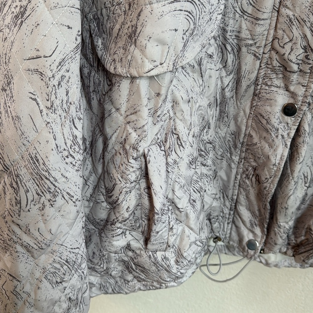 Marble Quilted Puffer Jacket Size Large - Picture 6 of 7